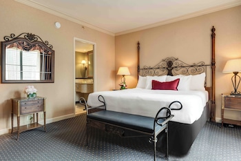 Standard Room, 1 King Bed, Non Smoking