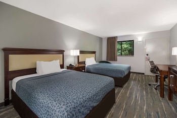 Room, 2 Double Beds, Accessible, Non Smoking (Upgrade)