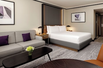 Family Room, 1 King Bed (Limited)