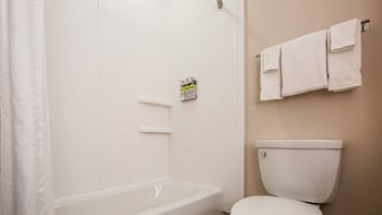 Suite, 1 King Bed with Sofa bed (Extra Floor Space)