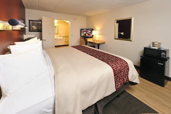 Superior Room, 1 King Bed, Accessible (Smoke Free)