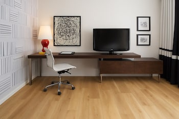 Deluxe 2 Queen Beds