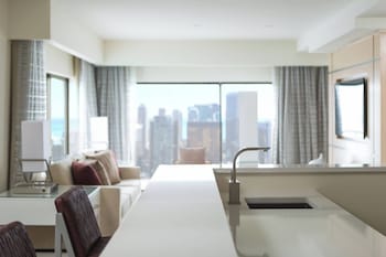 Single Room, 1 Bedroom, City View (Mobility Accessible, Tub)