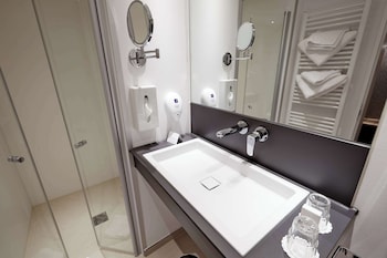 Comfort Room, 1 Double Bed, Refrigerator (Larger Room)