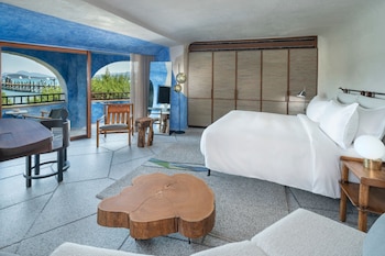 Premium Room, 1 King Bed, Sea View (Design, Original Wing)