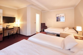 Family Room, 1 Double Bed (with Sofabed)