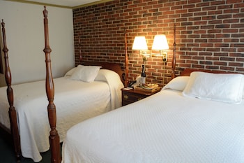 Standard Room, 2 Double Beds