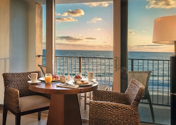 Room, 1 King Bed, Accessible (Ocean Cabana, Transfer Shower)