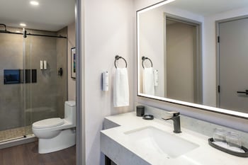 Standard Room One King