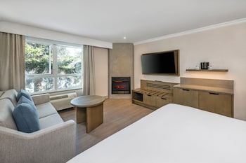 Premier King Fireplace