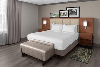 Junior Suite, 1 King Bed with Sofa bed