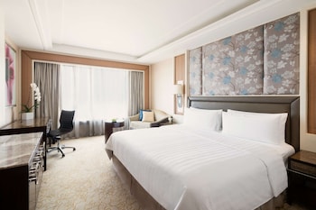 Tower Wing, Deluxe Room, 1 King Bed