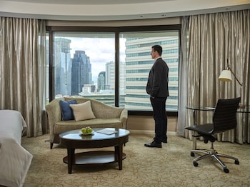 Tower Wing, Executive Room
