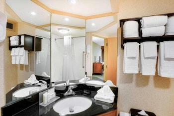 Standard Room, 2 Queen Beds, Non Smoking