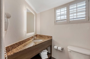 Room, 2 Queen Beds, Non Smoking, Oceanfront