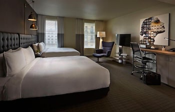 Deluxe Room, 2 Queen Beds