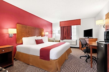 Standard Room, 1 King Bed, Accessible, Refrigerator & Microwave (Walk-in Shower)