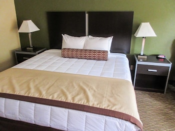 Standard Room, 1 King Bed, Smoking