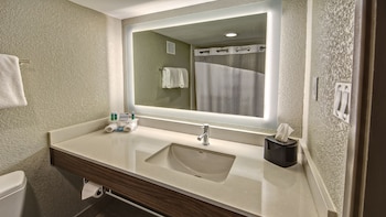 Standard Room, 2 Queen Beds, Accessible (Mobility, Roll-In Shower)