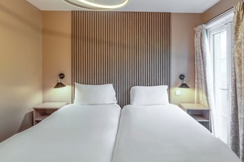 Executive Twin Room