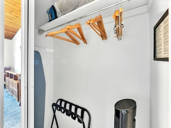 Deluxe Room, Kitchenette
