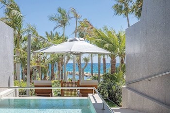 Junior Suite Ground Floor, Sea View, with Private Pool