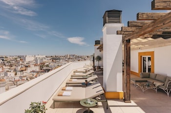 Presidential Penthouse Suite Red Level