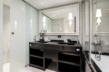 One Bedroom Master Suite
