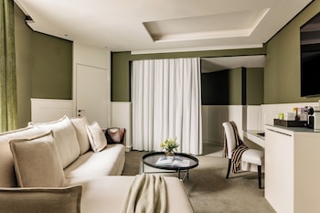 One Bedroom Master Suite