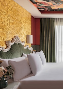 Master Suite Red Level