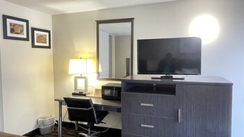 Standard Room, 2 Double Beds, Non Smoking