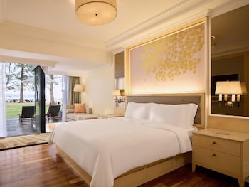 Dusit Suite