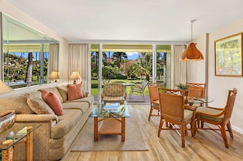 Premium Studio, Garden View