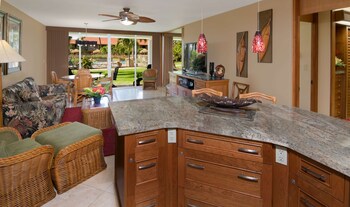 Premium Suite, 1 Double Bed (Oceanside)
