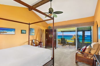 Premium Room, 1 King Bed, Oceanfront