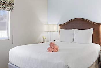 Condo, 2 Bedrooms, Kitchen