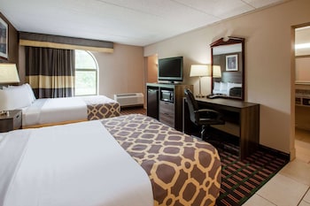 Deluxe Studio Suite, 2 Queen Beds, Non Smoking