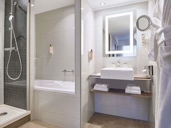Suite, 1 Double Bed with Sofa bed