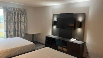 Standard Room, 2 Queen Beds, Non Smoking, Refrigerator & Microwave