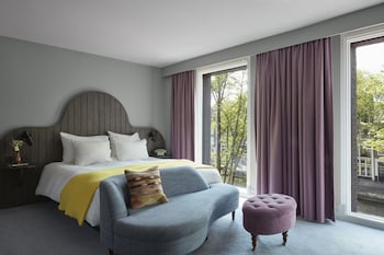 Classic Double Room, Canal View