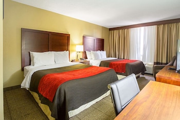 Standard Room, 2 Queen Beds, Non Smoking