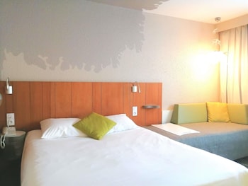 Standard Room, Multiple Beds