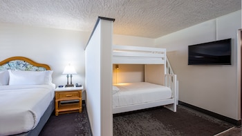 Standard Room, Multiple Beds, Oceanfront