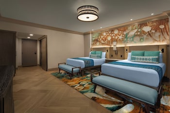 Ambassador VP Suite - Club Level