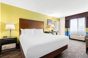Suite, Multiple Beds, Non Smoking (Upgrade)