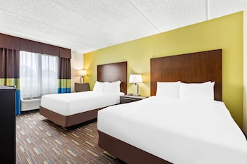 Standard Room, 2 Queen Beds, Non Smoking