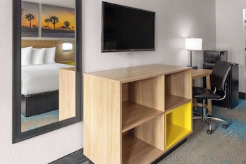 Room, 2 Double Beds, Accessible, Non Smoking (Mobility Accessible)
