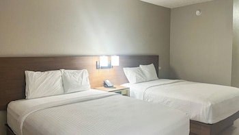 Suite, Multiple Beds, Non Smoking