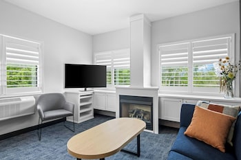 Suite, Multiple Beds