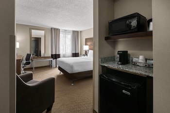 Room, 1 Queen Bed, Accessible, Non Smoking (Mobility, Roll-in Shower)